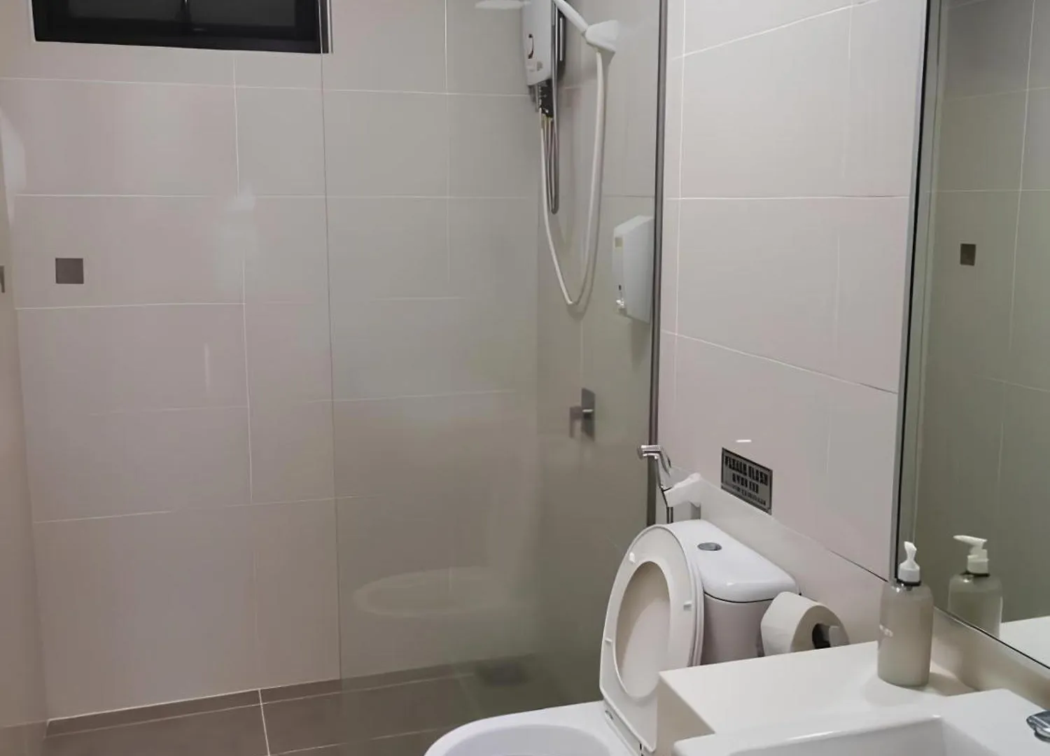 Sea/City Southkey Mosaic 2Br+4Free @ Natol Johor Bahru Malaysia