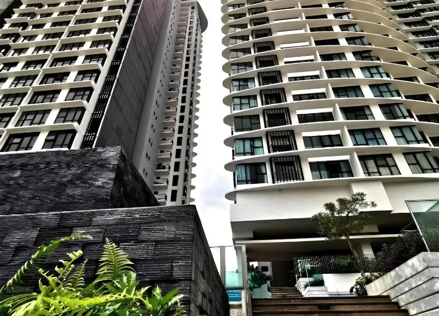 Apartment Sea/City Southkey Mosaic 2Br+4Free @ Natol Johor Bahru Malaysia