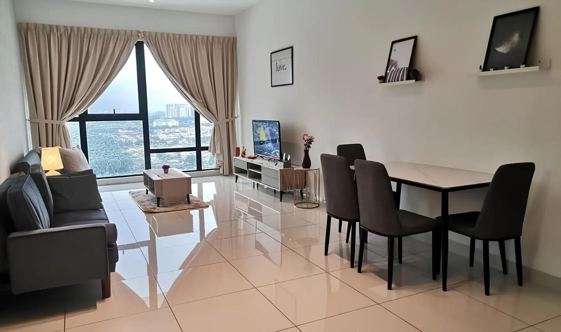 Sea/City Southkey Mosaic 2Br+4Free @ Natol Johor Bahru Malaysia